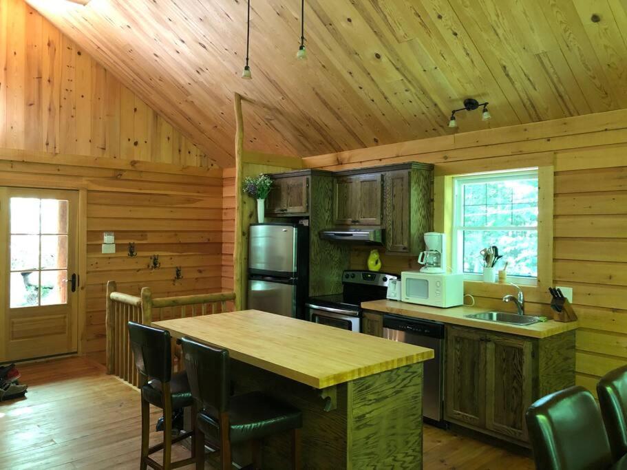 Quiet, Cozy And Comfortable Chalet Val-des-Lacs المظهر الخارجي الصورة